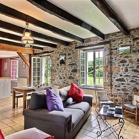 Holiday Home Le Gite De Kerneuil Gommenecʼh Exteriér fotografie